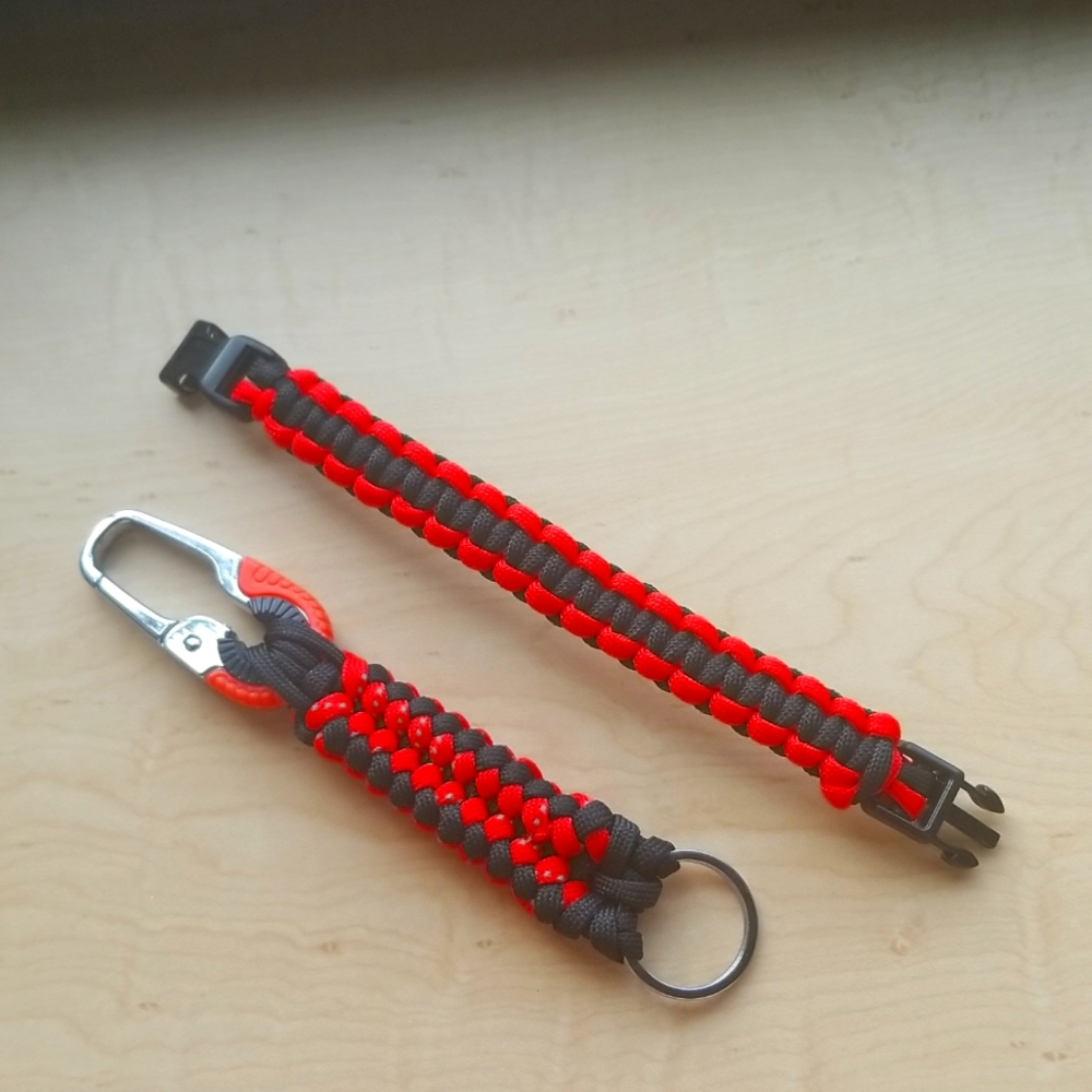 Paracord bracelet and keychain set.